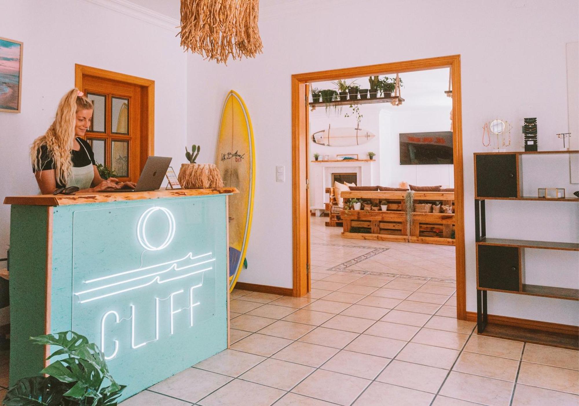 Albergue Cliff Surf House A dos Cunhados Exterior foto